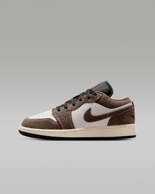 Air Jordan 1 Low Big Kids' Shoes. Nike.com